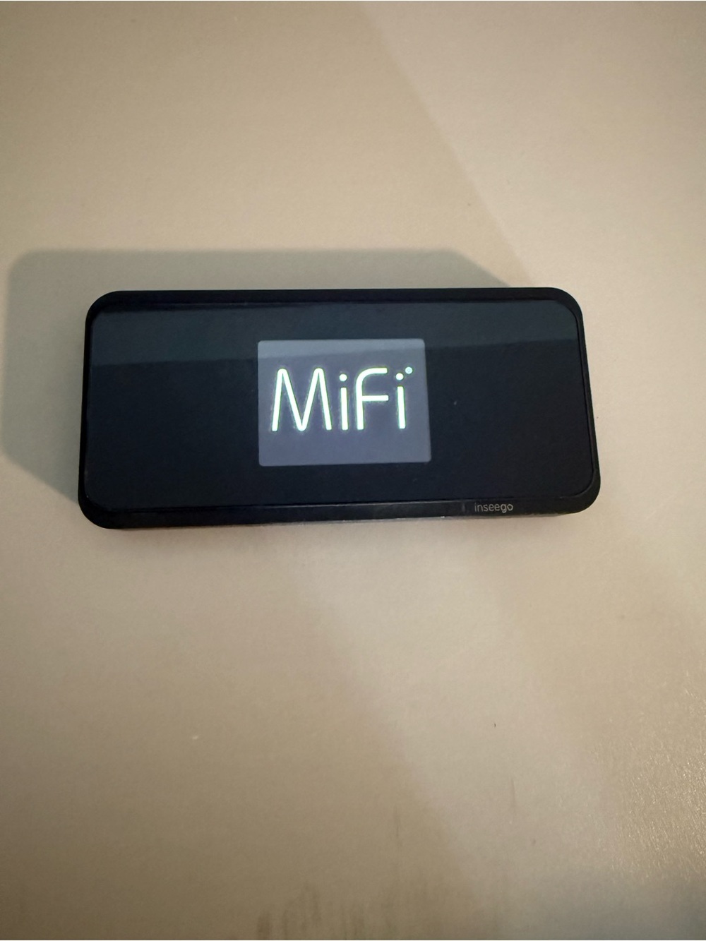 Inseego M2100 Hotspot 5G Verizon MiFi Mobile Hotspot 5G 4G